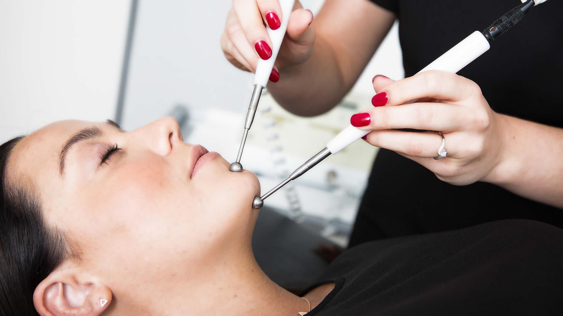 Read more about the article Skills Bank Boost For Beauty Clinic